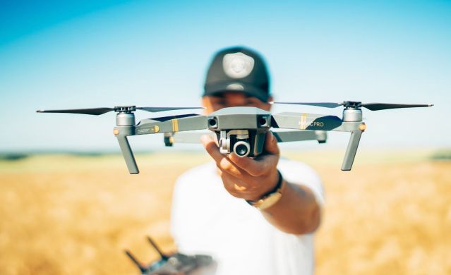 Drones, Prisons