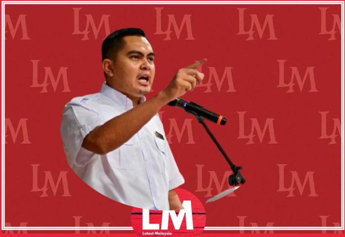 Akmal Saleh Expected to Cede Merlimau to PAS in Melaka Polls resignation pledge, bn-ph, UMNO Youth Demands Proof Over Incomplete Jalur Gemilang Akmal Saleh Challenges DAP Youth Over BN Johor Solo Move Akmal Saleh Slams PH Johor’s ‘Bury Umno’ Remark political pressure, Amal's resignation, akmal exits umno, UMNO Youth Chief Dr Akmal Saleh Hints at Resignation withdraw from unity government, dap rift, Christmas decor, Dr Akmal Slams Political Party for Selective Outrage Over RXZ Gathering Caning Revival Akmal Saleh Rejects DAP’s Call to Revisit UEC Recognition
